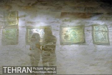 افتتاح گالرى آ 27