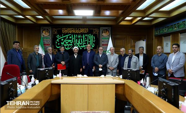 دیدار جمعی از مسئولان استان گیلان با شهردار تهران 12