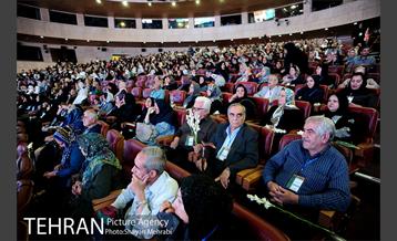 مراسم روز جهانی سالمند با حضور شهردار تهران 8