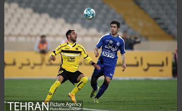 دیدار استقلال و سپاهان در لیگ برتر فوتبال 13