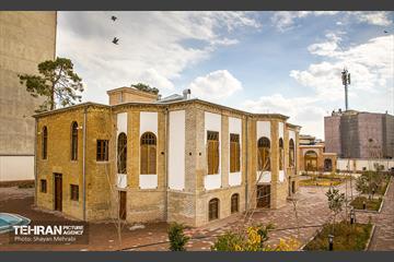 عمارت ظهیرالاسلام 13