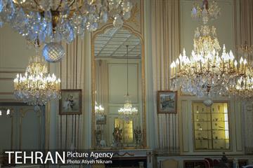 گشتی در کاخ نیاوران  6