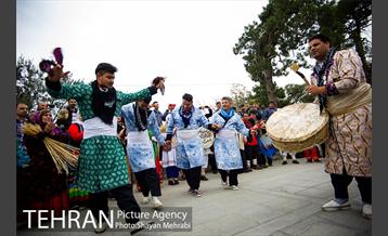 جشنواره نوروزگاه در میدان راه آهن 21