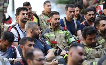 مسابقه پله‌نوردی آتش‌نشانان در برج میلاد 51