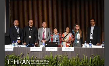 حضور دکتر گیل آبادی و سخنرانی در اجلاس حکمرانی شهری ظرفیت و توسعه نهادی