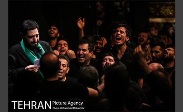 عزاداری سیاه پوشان در هیئت ریحانة الحسین  9