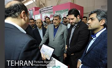 بازدید شهردار تهران از نمایشگاه الکامپ 15