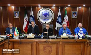 بازدید شهردار تهران از شرکت ایران‌خودرو 2