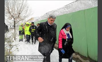 بازدید شهردار تهران از ستاد برف روبی شهرداری منطقه شش 18
