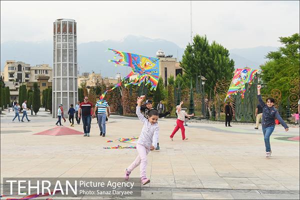 جشنواره بادبادک ها در بوستان آب و آتش 9