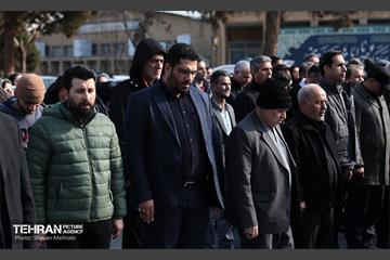مراسم تشییع مرحوم محمدهادی چمران برادر مهدی چمران 32