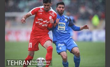 دیدار تیم‌های فوتبال تراکتور سازی تبریز - استقلال تهران 12