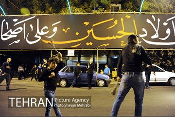 عزاداری شب پنجم ماه محرم در محله گرگان 43