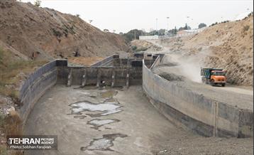 تور بازدید اصحاب رسانه از روند لایروبی مسیل ها و قنوات 30