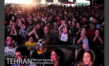 کنسرت مهدی جهانی در بوستان نهج البلاغه 6