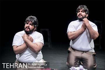 نمایش جوادیه «بیست متری» 20