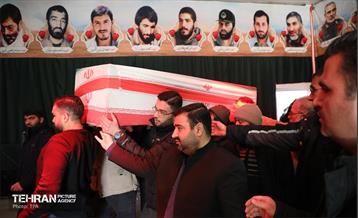 وداع با پیکر شهدای حافظان نظم و امنیت 40