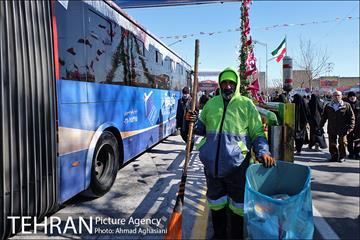 خدمات شهرداری تهران در راهپیمایی ۲۲ بهمن -2 12