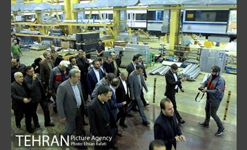 بازدید دکتر نجفی از واگن سازی پارس 2