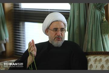 دیدار آیت‌الله اراکی با شهردار تهران