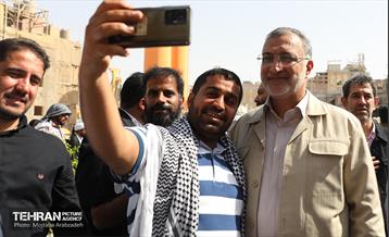 حضور شهردار تهران در کربلای معلی در روز عرفه