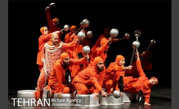 نمایش حکومت نظامی‎ 26