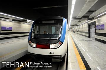 شبگردی اصحاب رسانه در خط 7 مترو تهران 16