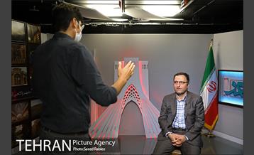 بازدید مدیرعامل مترو از آژانس عکس تهران و استودیو شهر 12