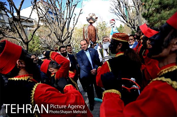 بازدید معاونین شهرداری تهران از نوروزگاه بلوار کشاورز 18