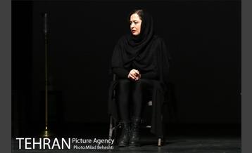 نمایشنامه خوانی کوکوی کبوتران حرم‎ 16