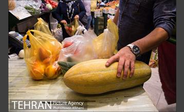 میوه های تابستانه رونق میوه فروشی ها 16