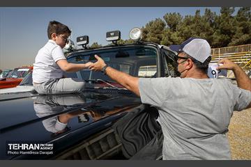 اجتماع بزرگ خودروهای کلاسیک در تور تهران دیـزین  17