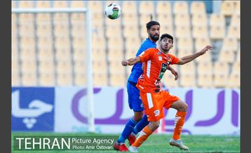 دیدار تیم‌های سایپا و استقلال تهران در لیگ برتر فوتبال ایران 9