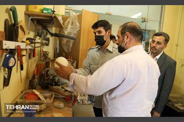 حضور رئیس کمیسیون شهرسازی شورای شهر تهران در منطقه ۱۷  17