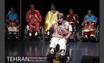 نمایش فاخر رستم و سهراب 16