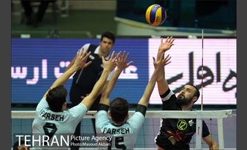 دیدار تیم های والیبال پیکان تهران و پارسه تهران