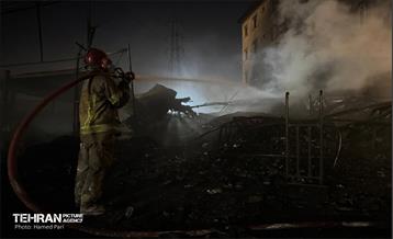 حریق در بازار آهن شادآباد 4