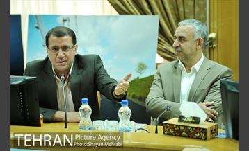 جلسه شورای معاونین با حضور شهردار تهران 31