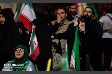 میعادگاه عزاداران رهبر شهید در خیابان کشور دوست
