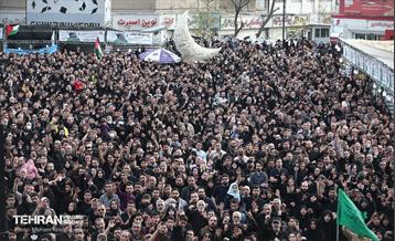 عزاداری شهادت امیرالمومنین (ع) در میدان امام حسین (ع) 15