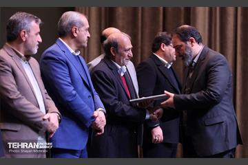آیین تجلیل از برگزیدگان مناطق 22 گانه 3