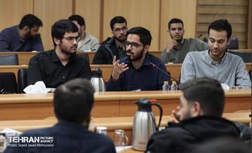 نشست صمیمانه شهردار تهران با تشکل های اسلامی دانشجویی 11