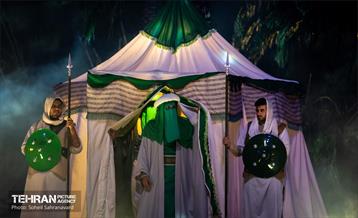 نمایش «تنهاتر از مسیح» 23