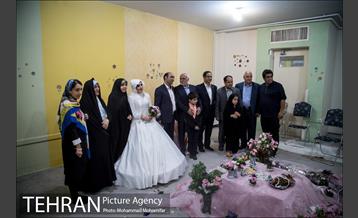 جشن ازدواج دو کارتن خواب بهبود یافته 13