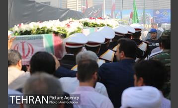 مراسم تشییع پیکر دو شهید گمنام در شهرک چیتگر 11