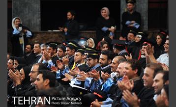 نخستین جشن فارغ التحصیلی ادوار دانشکده خبر 37