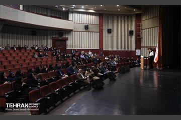 گردهمایی خادمان و تسهیل‌گران اسکان اضطراری در دفاع مقدس سوم 9