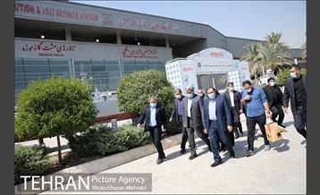 بازدید شهردار تهران از نمایشگاه دفاع مقدس 1