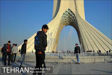 پنجاه و یکمین سالگرد برج آزادی  33