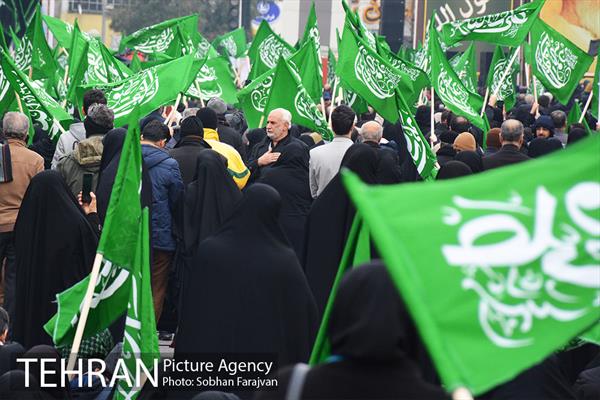 تجمع عزاداران فاطمی در میدان هفت تیر 25